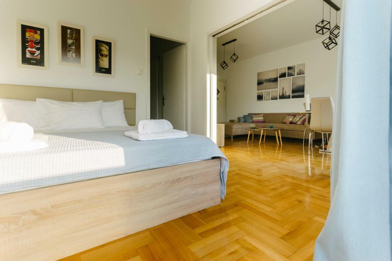 Bright 2 Bedrooms Apt. In The Heart Of Athens W Stunning Views To Acropolis 외부 사진